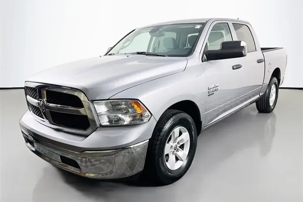 2023 Ram 1500 Classic SLT photo 1
