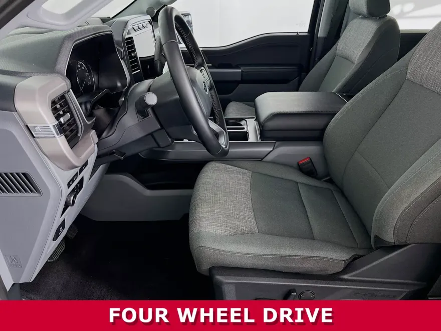 2023 Ford F-150 XLT photo 1