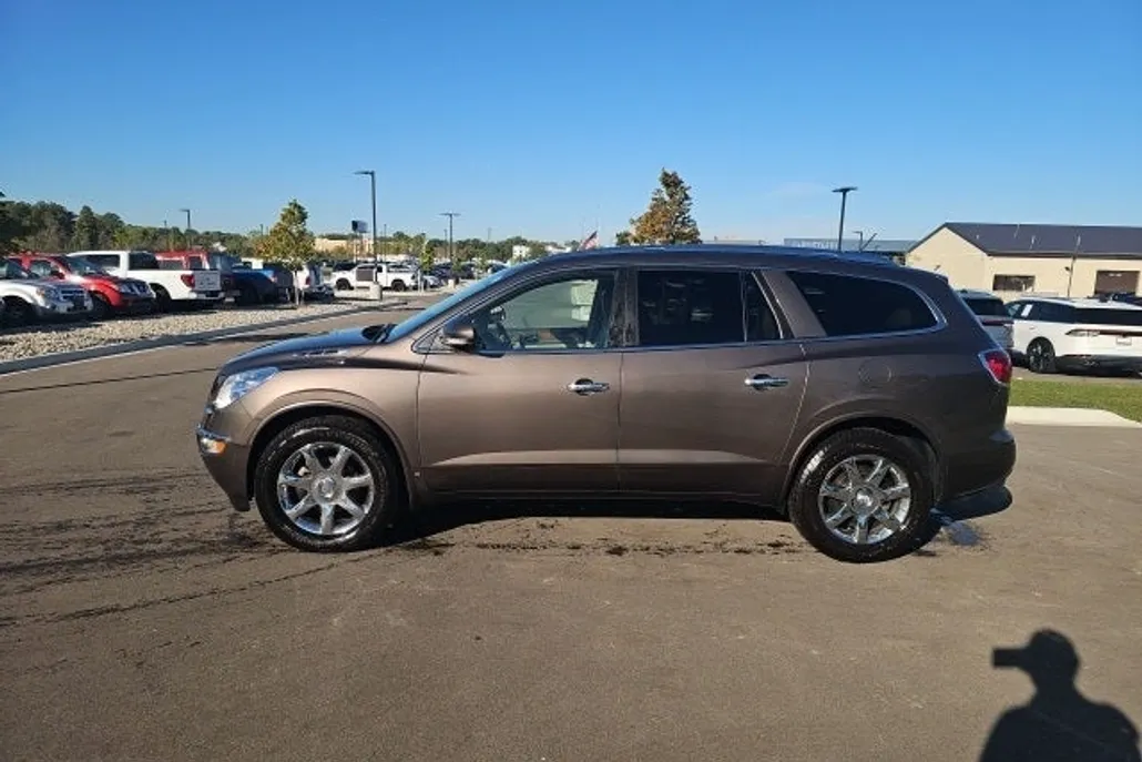 2010 Buick Enclave CXL photo 1
