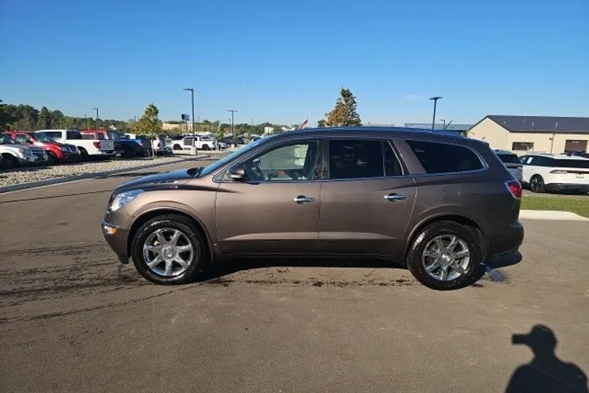 2010 Buick Enclave CXL photo 1