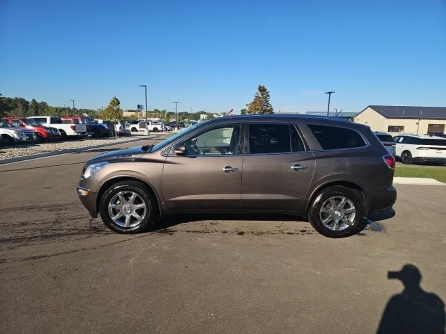 2010 Buick Enclave CXL photo 1