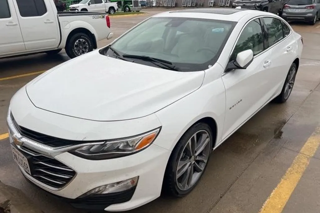 2024 Chevrolet Malibu Premier 2LT photo 1