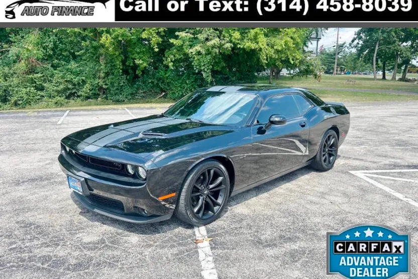2018 Dodge Challenger R/T Plus photo 1
