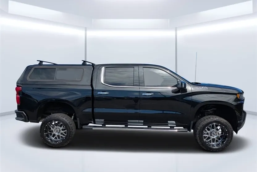2020 Chevrolet Silverado 1500 High Country photo 1