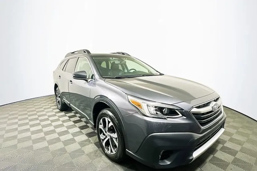 2022 Subaru Outback Limited photo 1