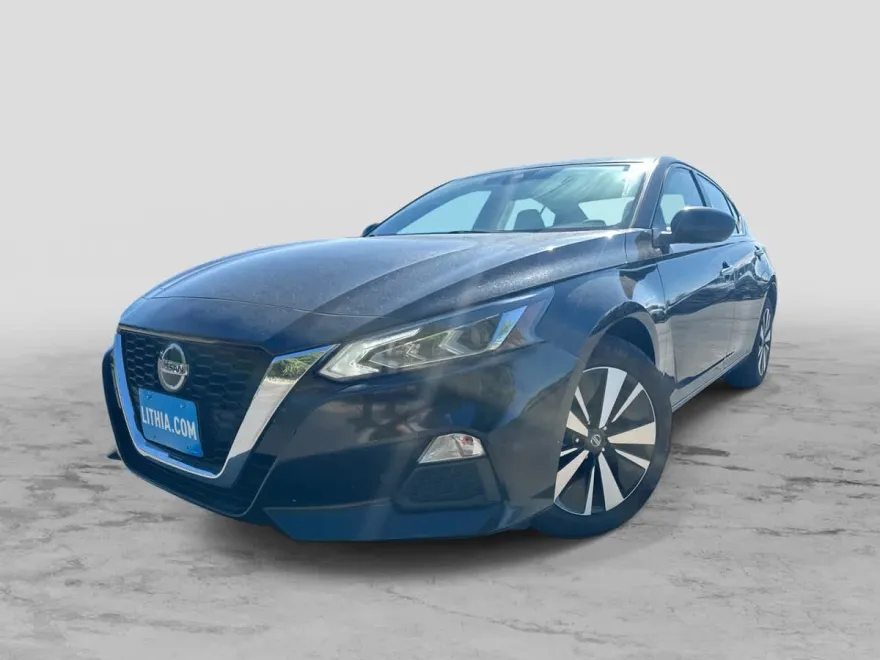 2022 Nissan Altima 2.5 SV photo 1