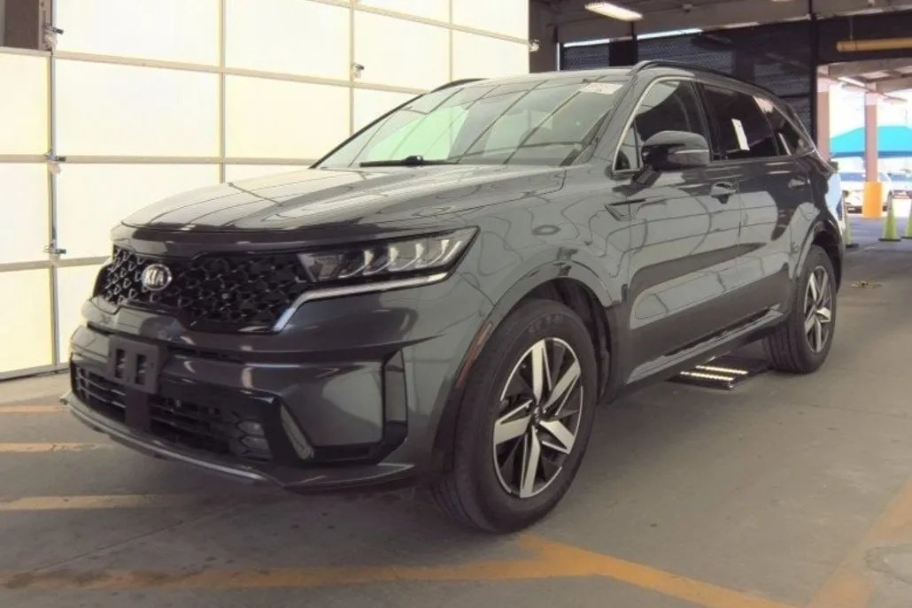 2021 Kia Sorento EX photo 1