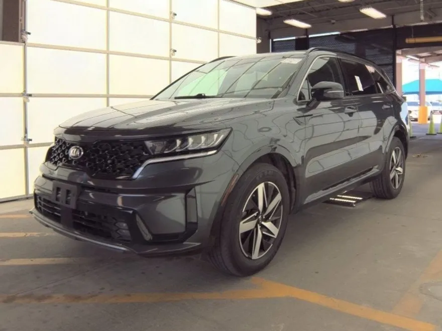 2021 Kia Sorento EX photo 1