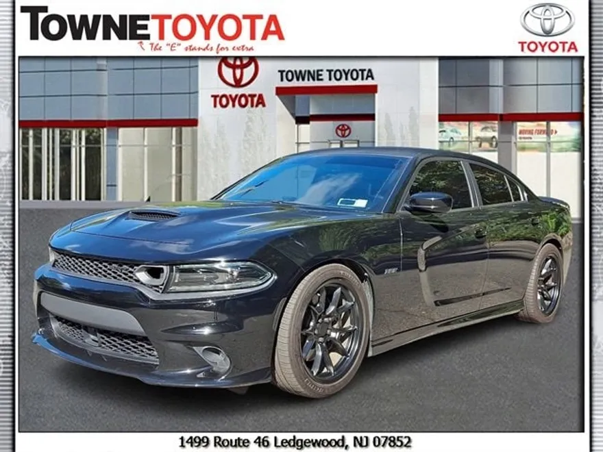 2023 Dodge Charger Scat Pack photo 1
