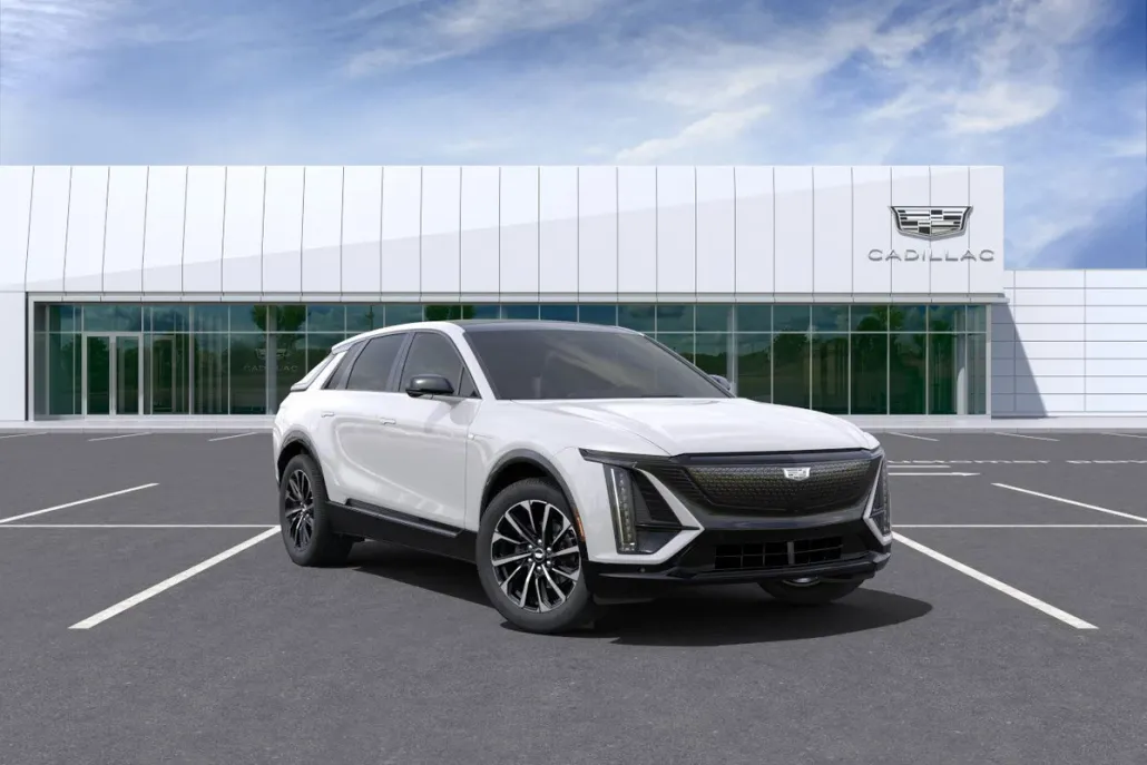 2025 Cadillac Lyriq Sport photo 1