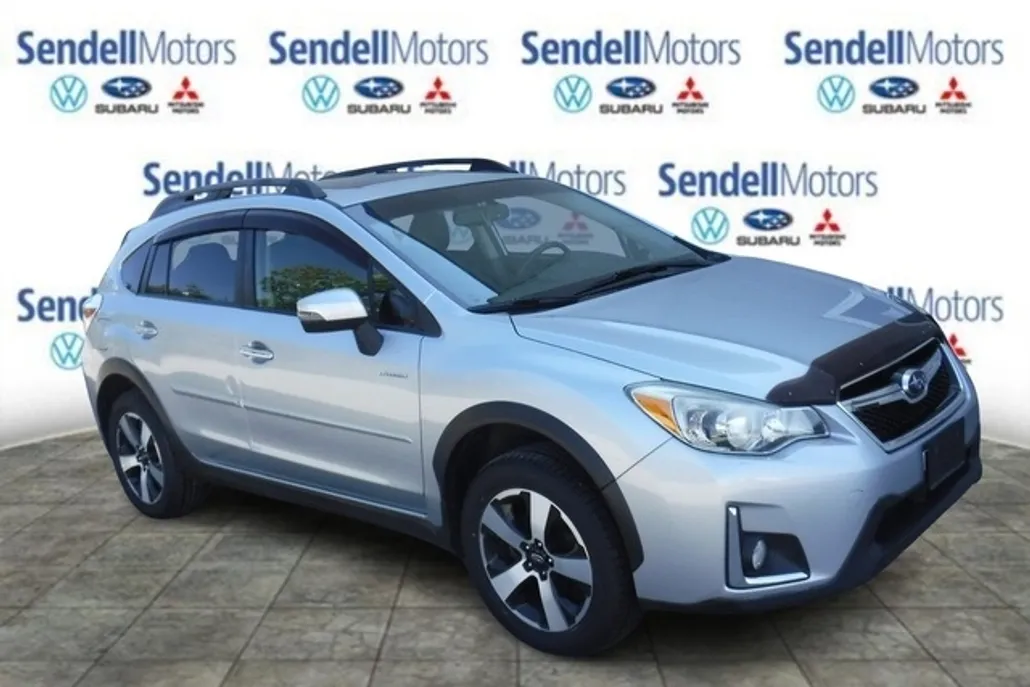 2016 Subaru Crosstrek Hybrid Touring photo 1