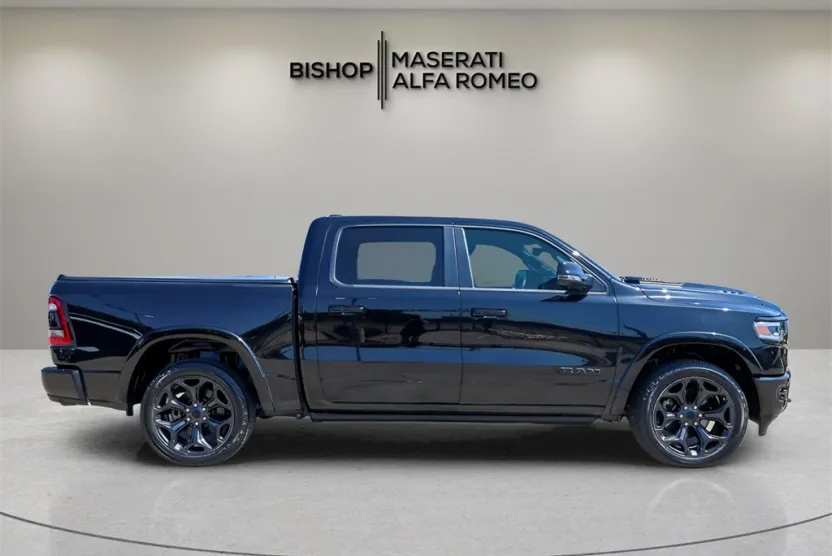 2024 Ram 1500 Limited photo 1