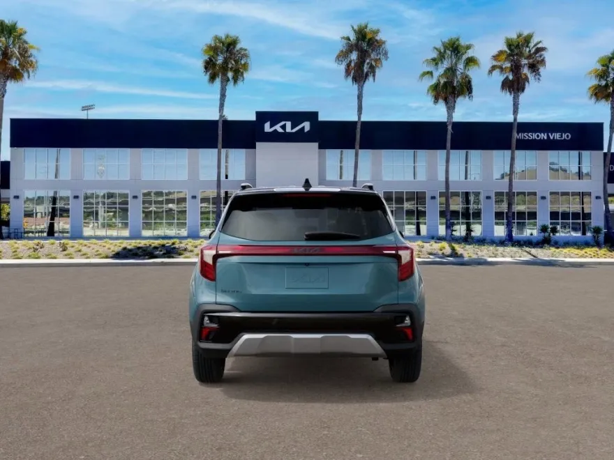 2025 Kia Seltos S photo 1
