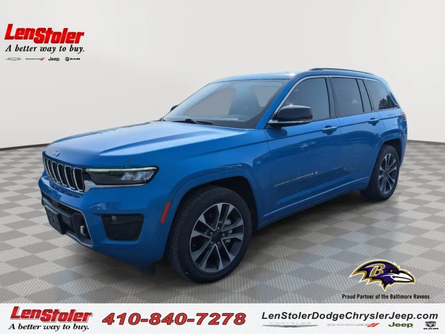 2023 Jeep Grand Cherokee Overland photo 1