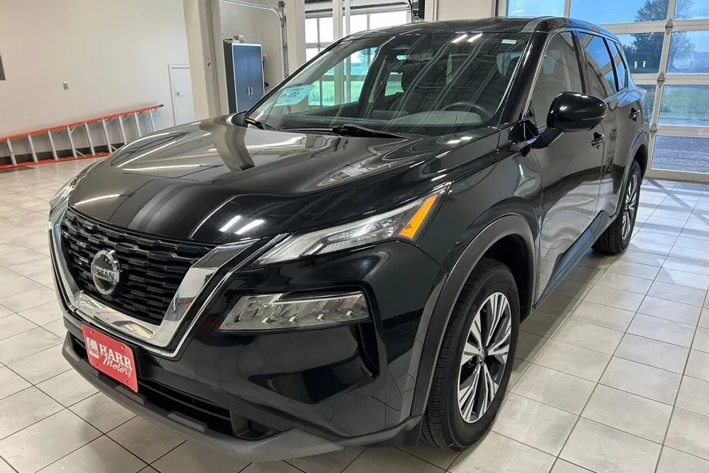 2021 Nissan Rogue SV photo 1