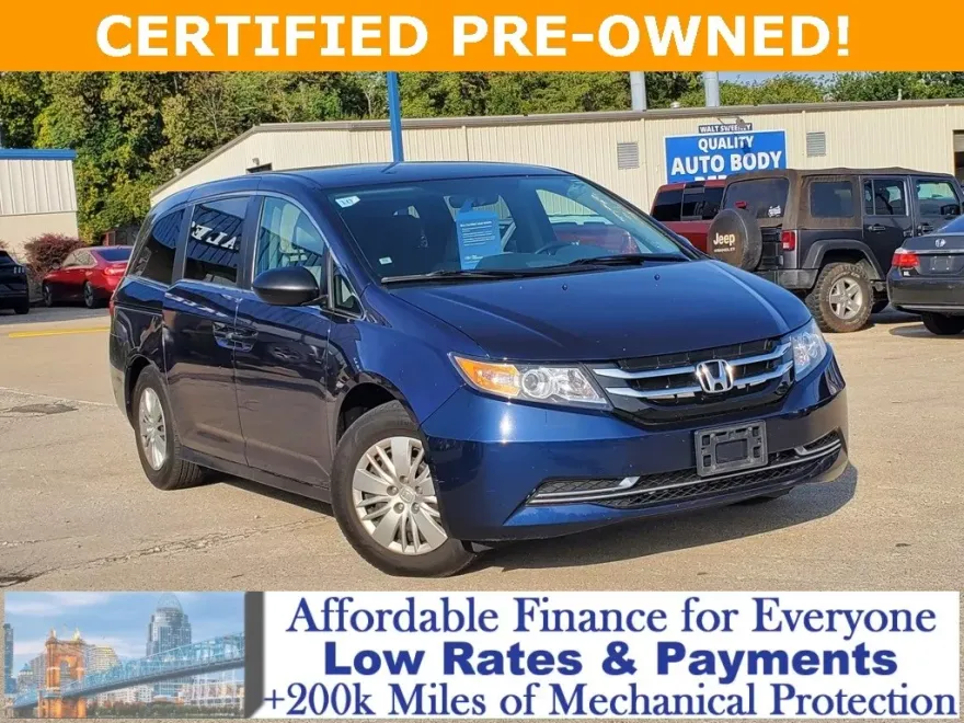 2016 Honda Odyssey LX photo 1