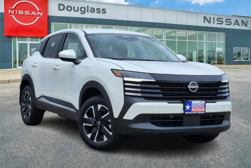 2025 Nissan Kicks SV photo 1