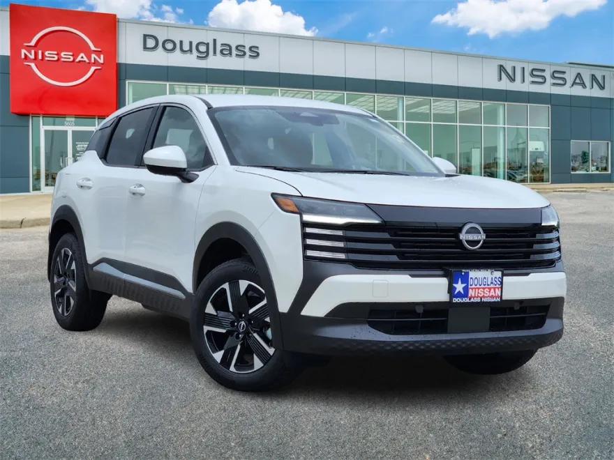 2025 Nissan Kicks SV photo 1