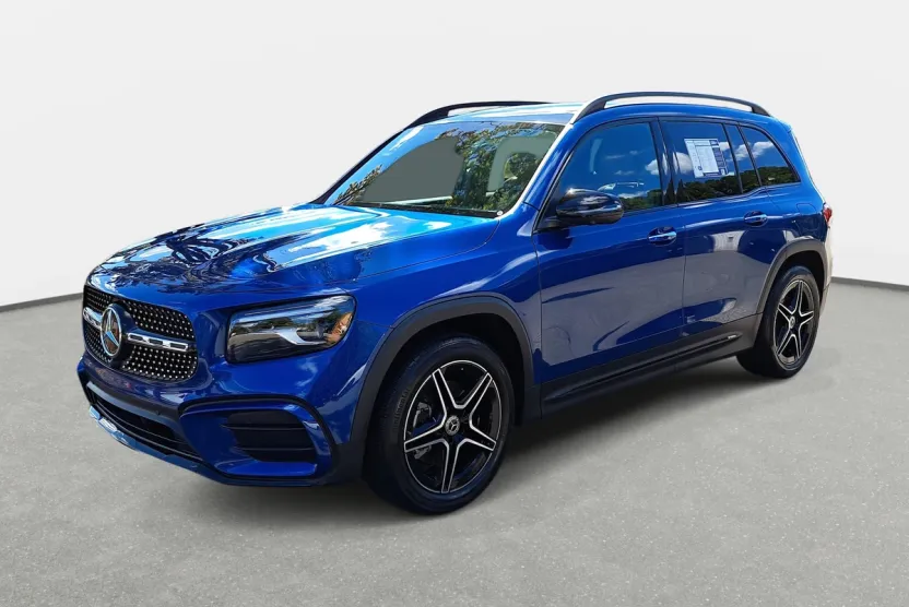 2025 Mercedes Benz GLB 250 4MATIC photo 1