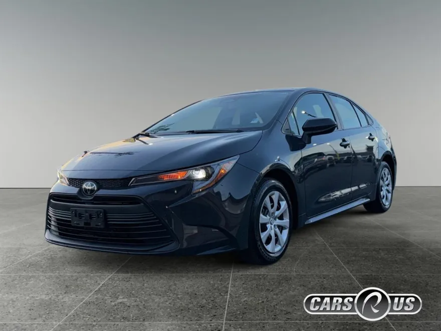 2024 Toyota Corolla LE photo 1