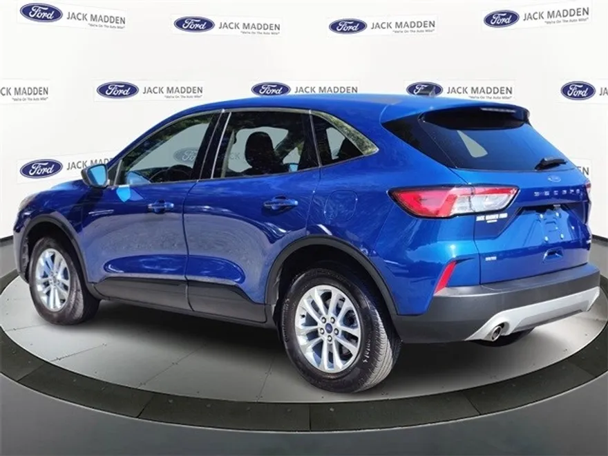 2022 Ford Escape SE photo 1