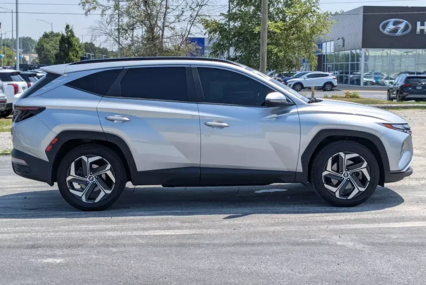 2022 Hyundai Tucson SEL Convenience photo 1