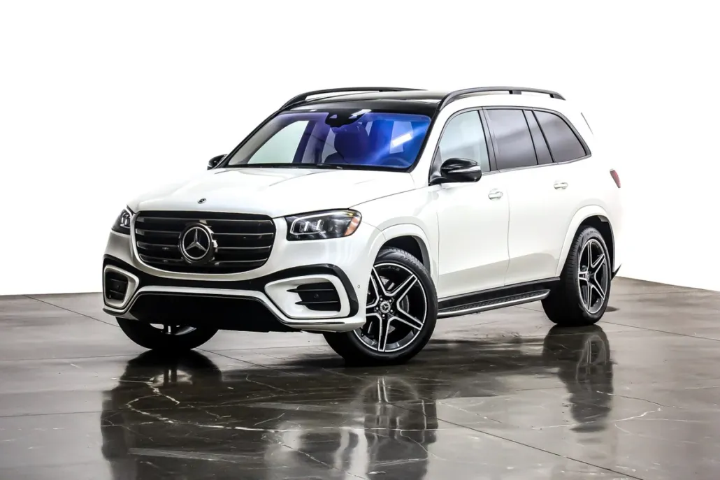 2024 Mercedes Benz GLS 450 4MATIC photo 1