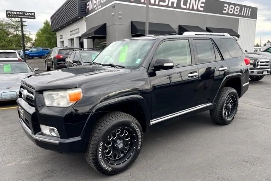 2013 Toyota 4Runner SR5 4WD photo 1