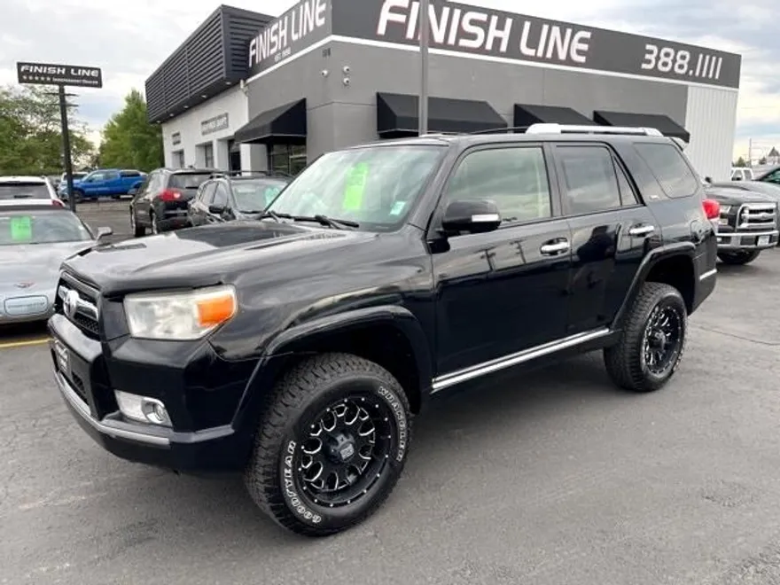 2013 Toyota 4Runner SR5 4WD photo 1