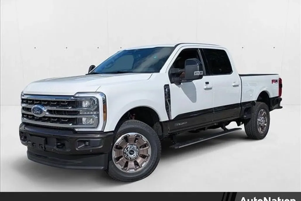 2025 Ford F-350 King Ranch photo 1