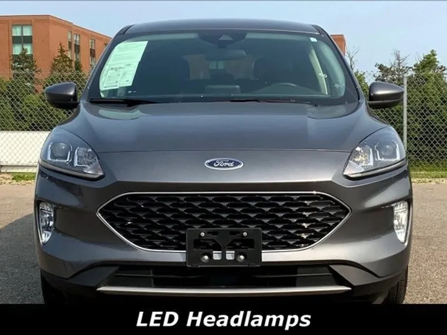 2022 Ford Escape SEL photo 1