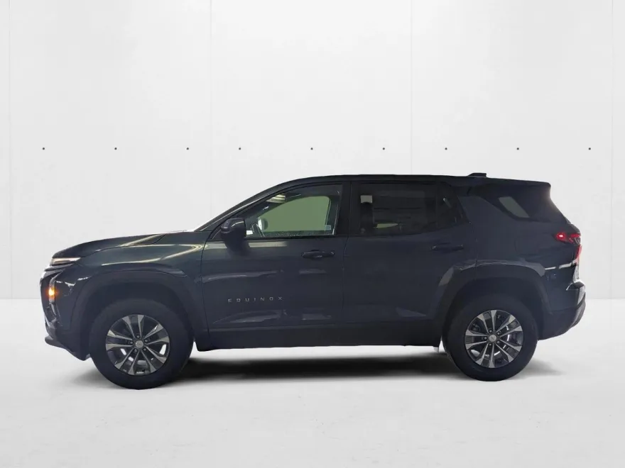 2026 Chevrolet Equinox LT photo 1