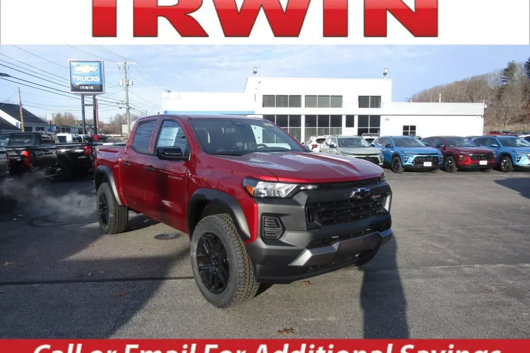 2025 Chevrolet Colorado Trail Boss photo 1