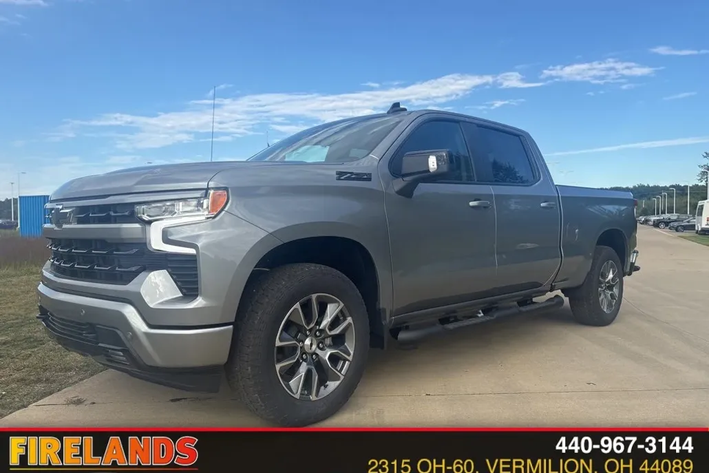 2026 Chevrolet Silverado 1500 RST photo 1