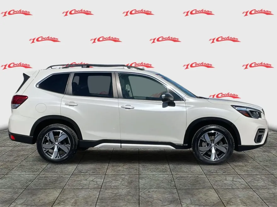 2020 Subaru Forester Touring photo 1