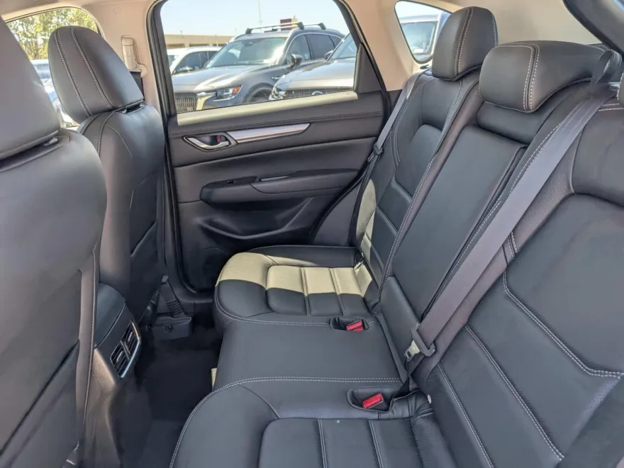 2025 Mazda CX-5 2.5 S Preferred photo 1