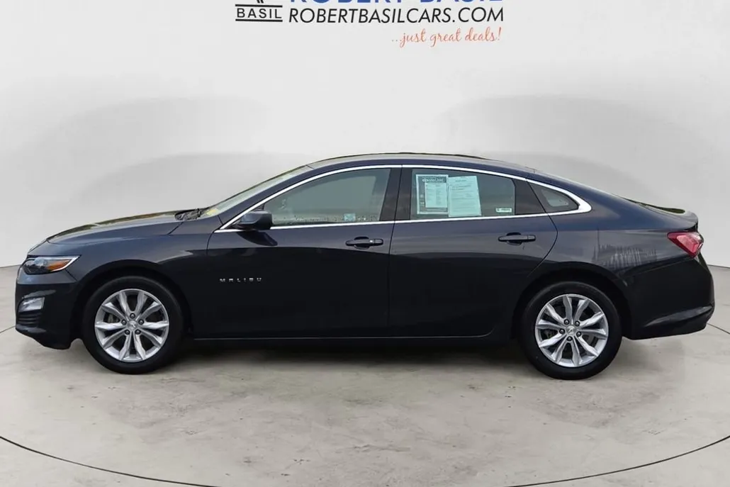 2022 Chevrolet Malibu 1LT photo 1