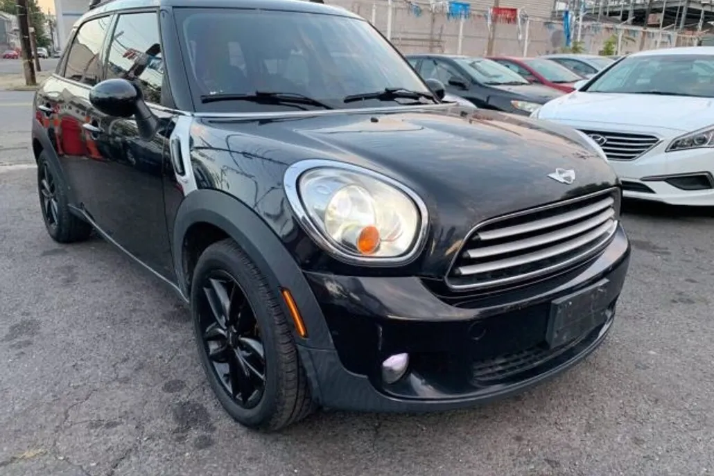 2012 Mini Countryman photo 1