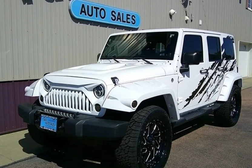 2014 Jeep Wrangler Unlimited Polar Edition photo 1