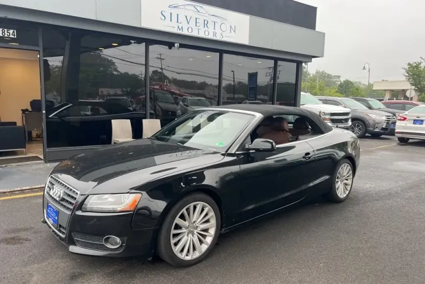 2011 Audi A5 2.0T Quattro Premium Cabriolet photo 1