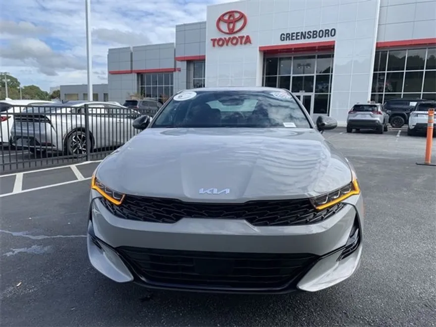 2024 Kia K5 GT-Line photo 1