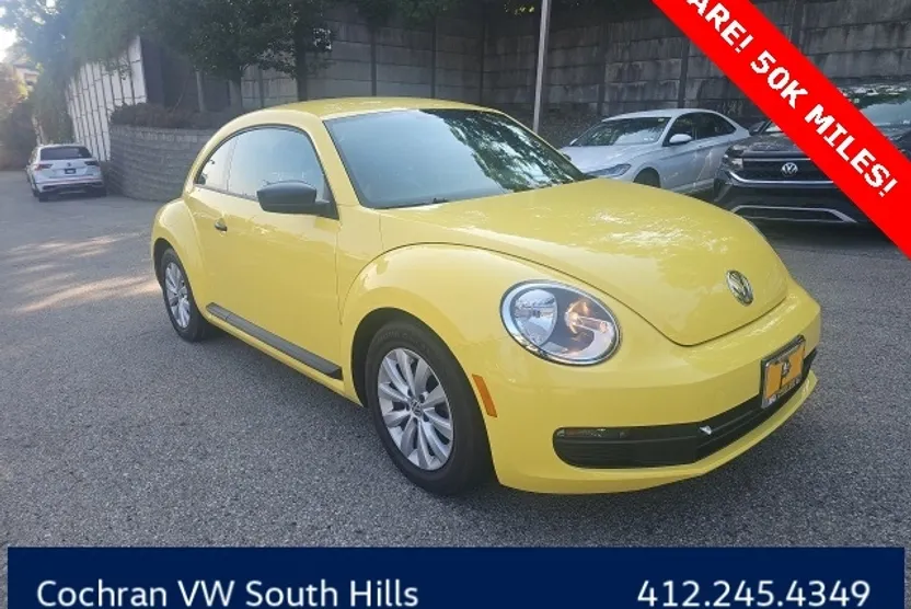 2015 Volkswagen Beetle 1.8T Classic photo 1