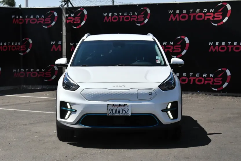 2022 Kia Niro EV S photo 1