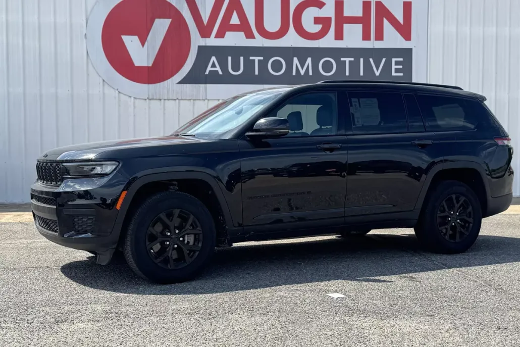 2024 Jeep Grand Cherokee L photo 1