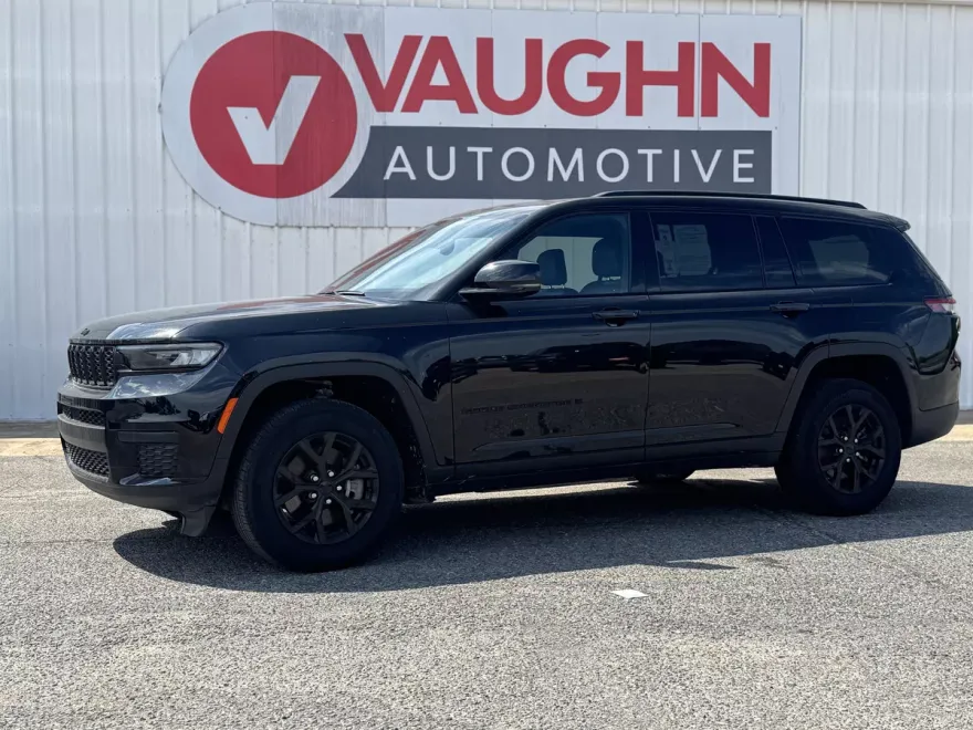 2024 Jeep Grand Cherokee L photo 1