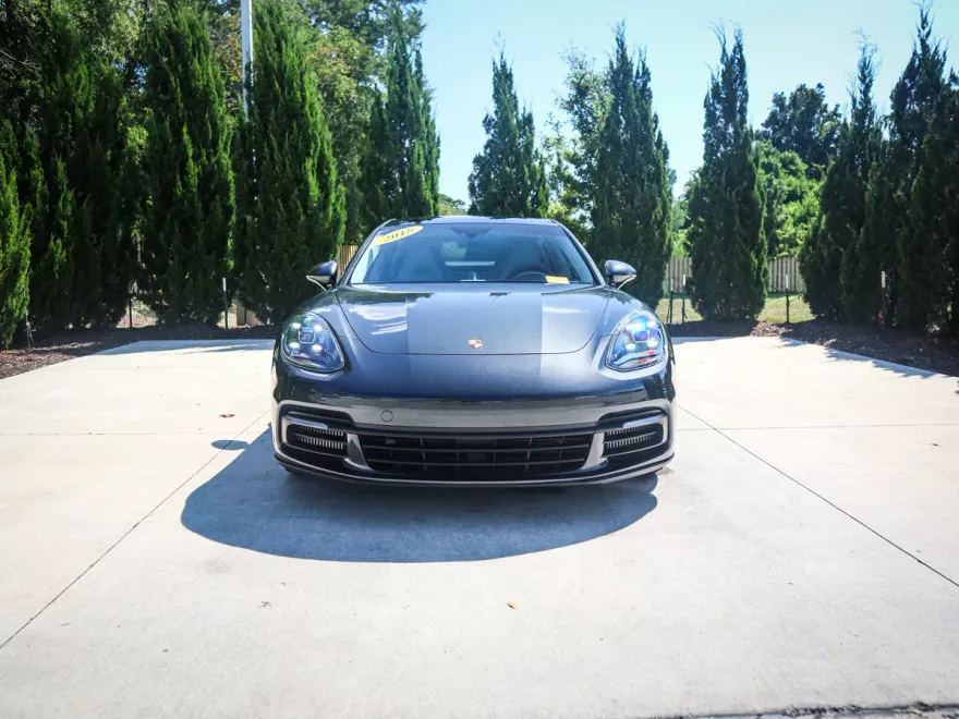 2018 Porsche Panamera 4S photo 1