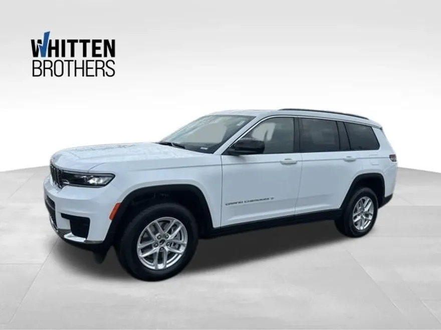 2025 Jeep Grand Cherokee Laredo photo 1