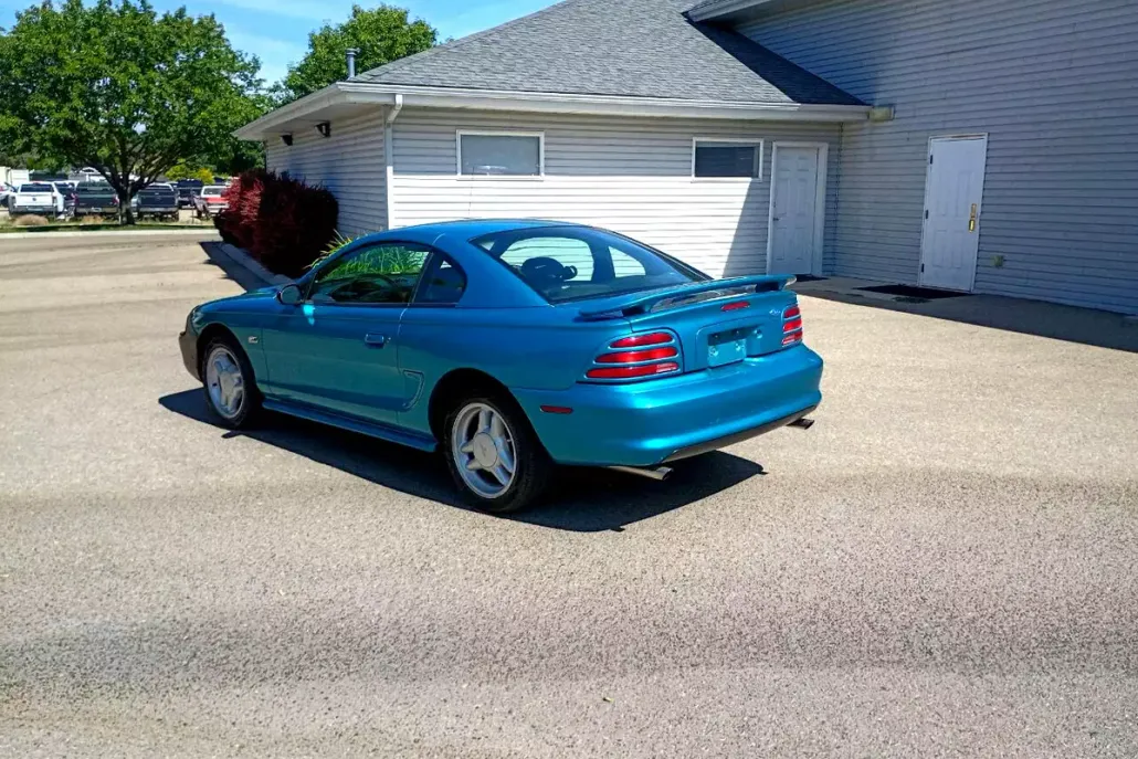 1994 Ford Mustang GT photo 1