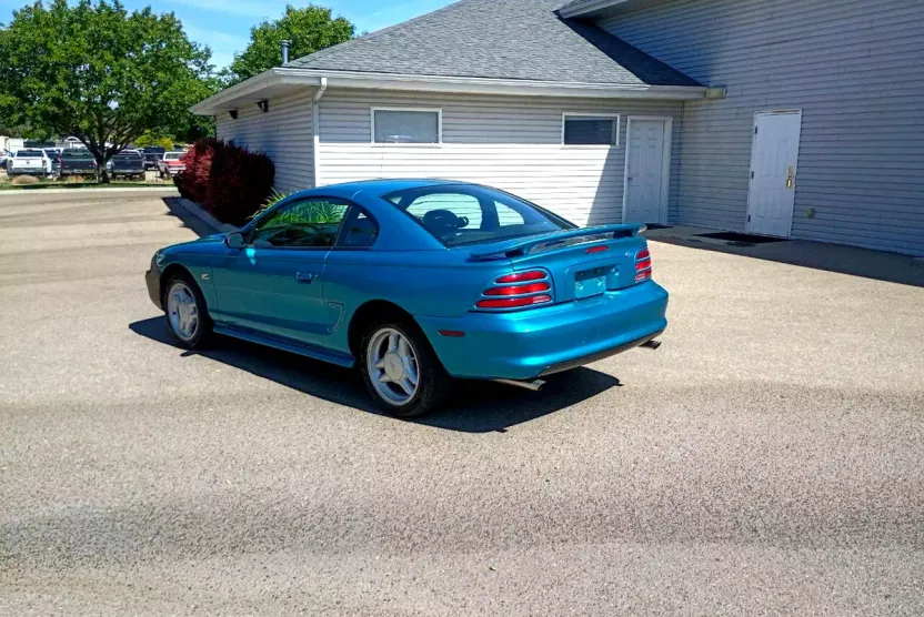 1994 Ford Mustang GT photo 1