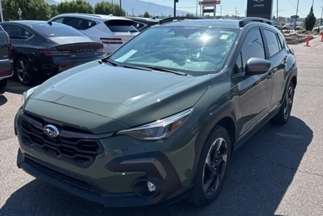 2024 Subaru Crosstrek Limited photo 1